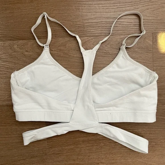 💣🔥Bombshell Sportswear Butterfly Sports Bra — White - Picture 5 of 7